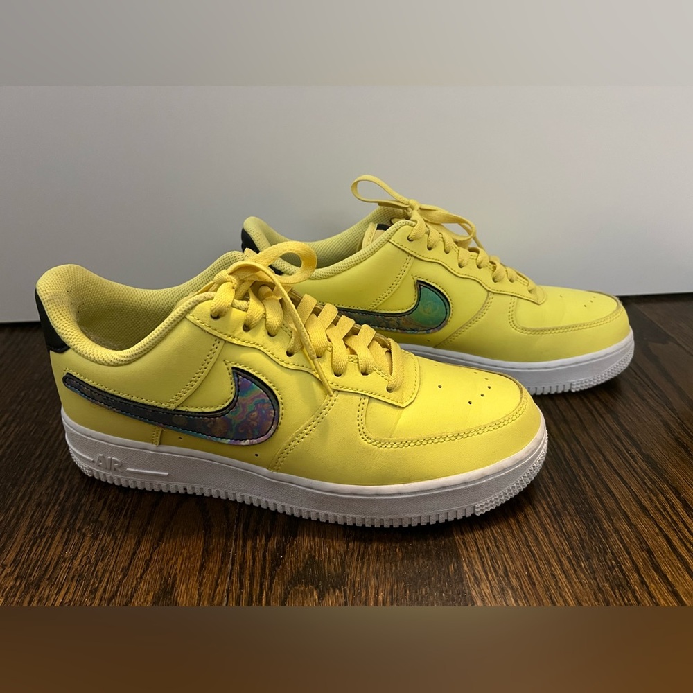 Nike Air Force 1 Low Yellow Iridescent Swoosh - Men's